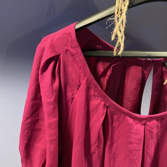 Express pullover blouse - Picture 3 of 8